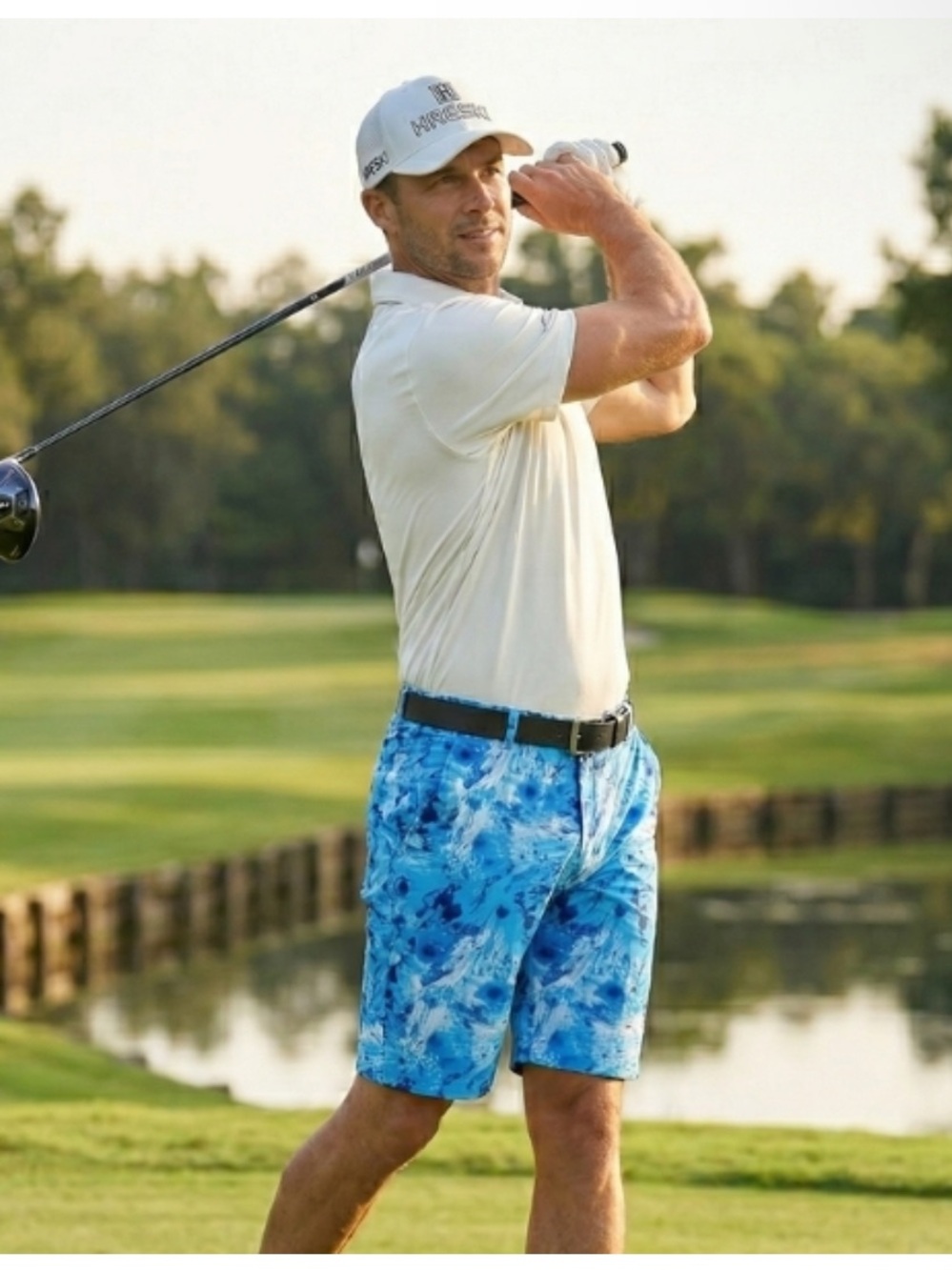 Hreski Abstract Blue Watercolor Golf Shorts Men’s 38